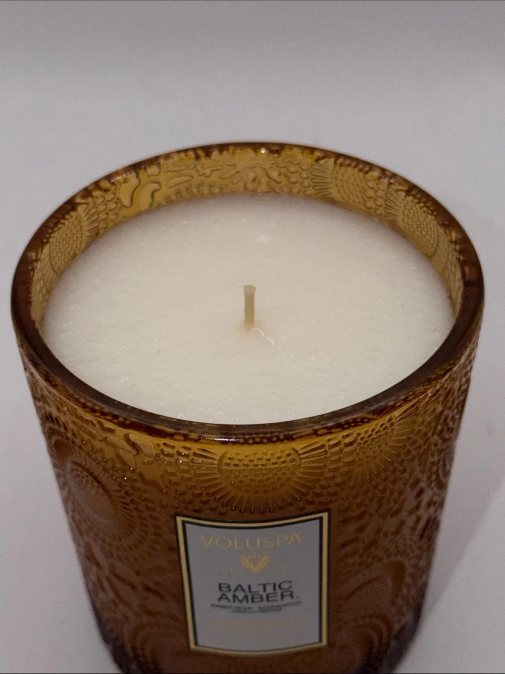 Voluspa Baltic Amber Candle FULL SIZE 9 Oz. From Japonica Collection! NEW IN BOX